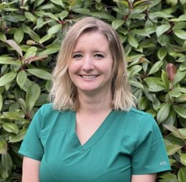 Molly Clewley RVN : Veterinary Nurse